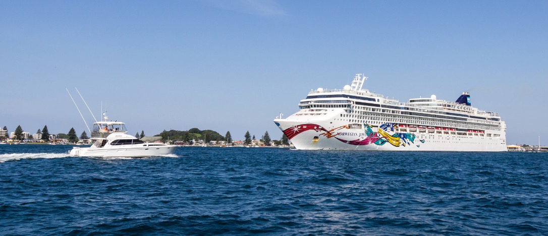 Whether you're planning a voyage, monitoring conditions, or just curious about what's happening in the harbour, here are the key tools and updates to keep yo...